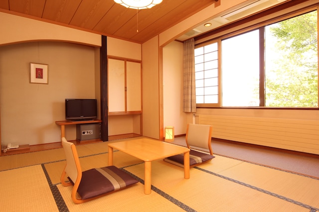 白馬ホテル扇屋