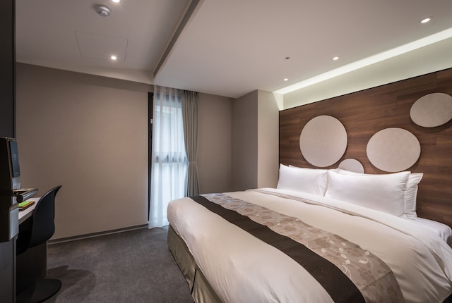 グリーン ワールド ホテル松山 (洛碁松山大飯店)