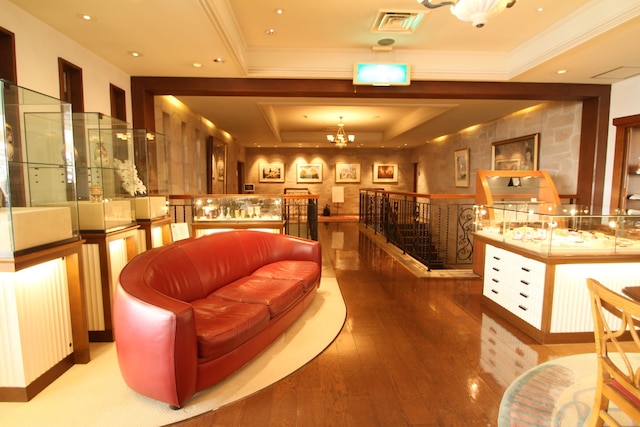 La Classe de Cienega（ラクラッセ ドゥ シェネガ）