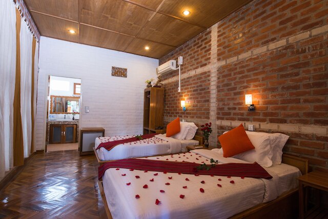 ティーク ウッド ホテル