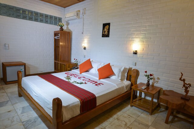 ティーク ウッド ホテル