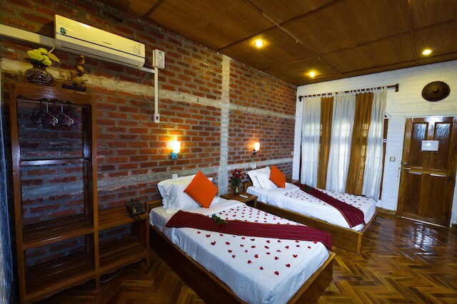 ティーク ウッド ホテル