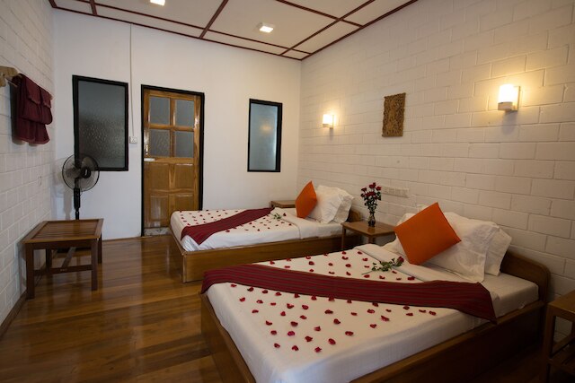 ティーク ウッド ホテル