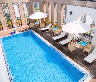 ダナシティ ホテル