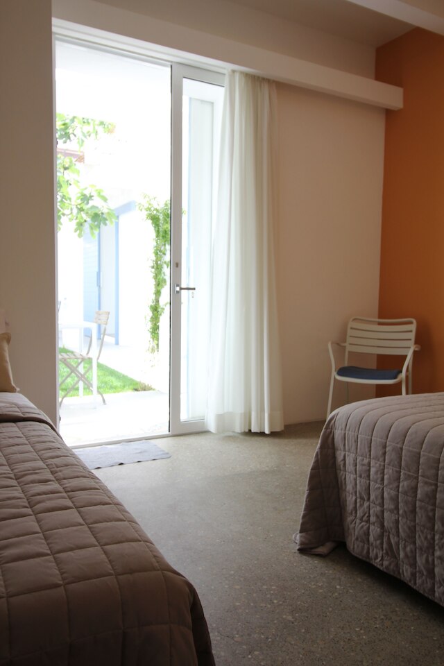 イントルノ アル フィーコ ホテル