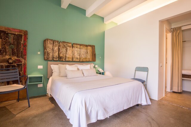 イントルノ アル フィーコ ホテル