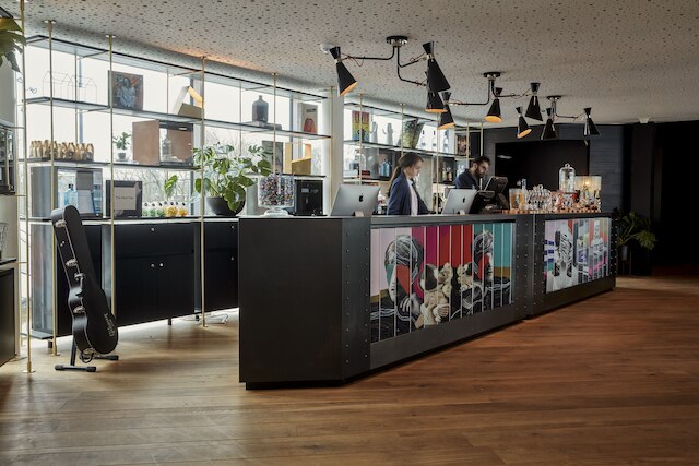 サー・アダム ホテル、シルクルコレクション 部分