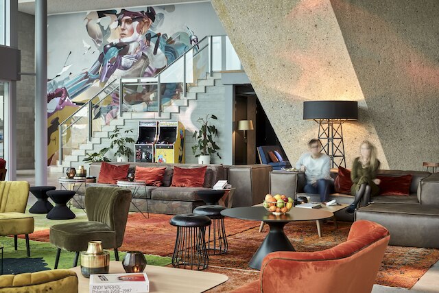 サー・アダム ホテル、シルクルコレクション 部分