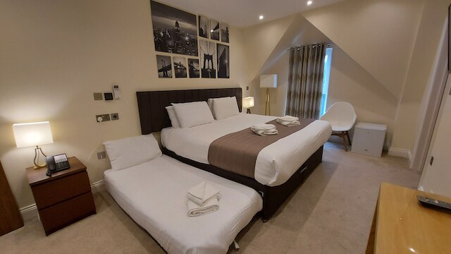 ロンドン スター ホテル