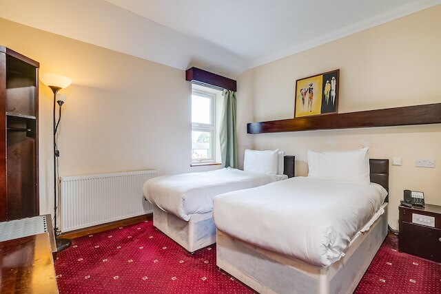 ロンドン スター ホテル