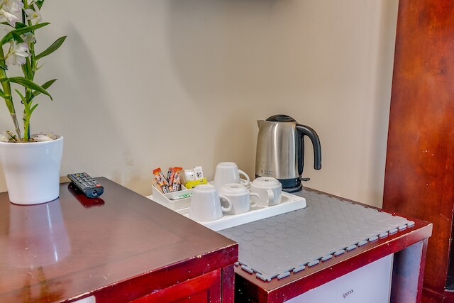 ロンドン スター ホテル