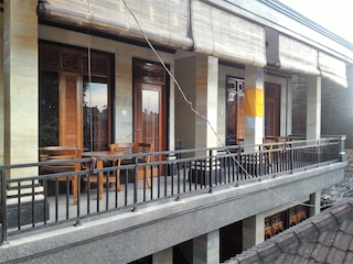 ルマー アリー ホームステイ & スパ