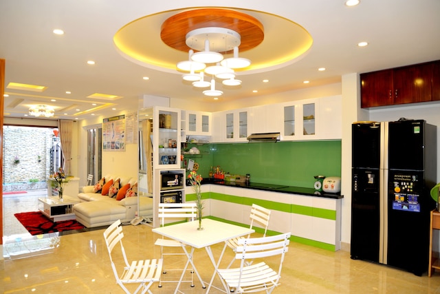 ヌニ ホームステイ