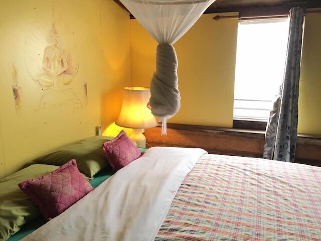 アーティスト プレイス トラート