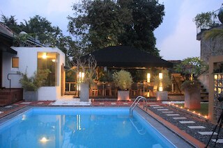 ヴィラ エスコンディーテ