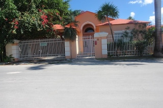 レジデンシア ロス エンカントス