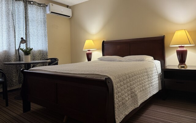 ニューハーモンループホテル