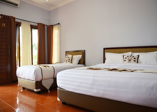 マラン ヒル ギャラリー & ホームステイ