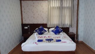 ミャンマー スポーツ ホテル