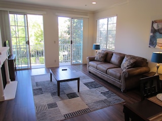 ネクスト トゥ フォー シーズン ホテル ラグジュアリー アパートメント