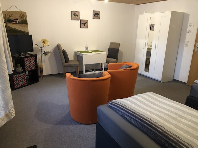 メッセツィマー 4 U