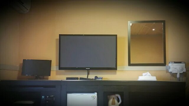 シラ ファミリー ホテル