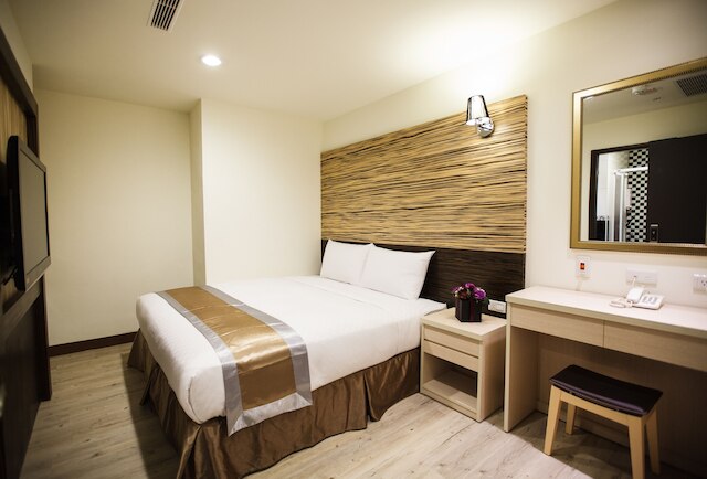 カイシェン ホテル (凱旋会館)