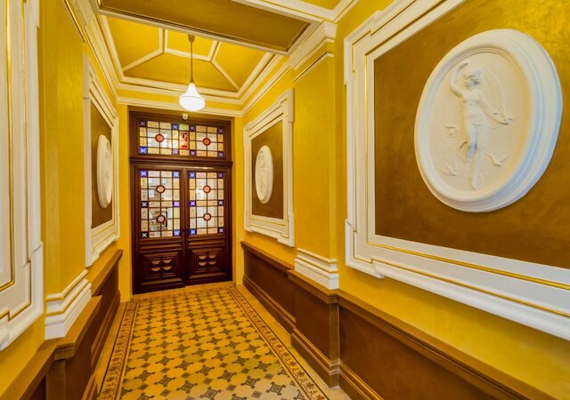 ヴィノフラドスキー ドゥーム