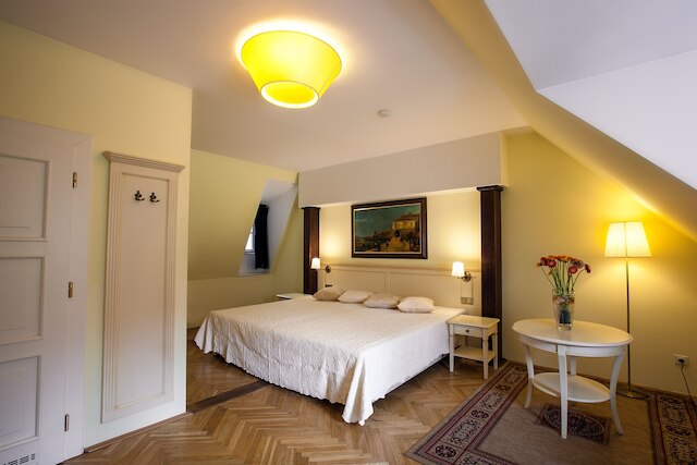 ティーン ヤード レジデンス