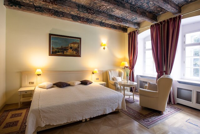 ティーン ヤード レジデンス