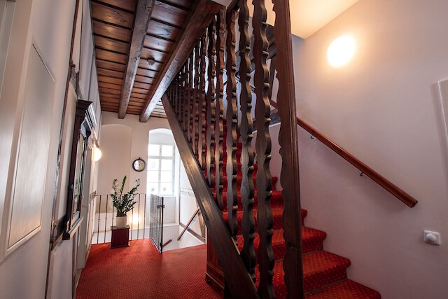 ティーン ヤード レジデンス