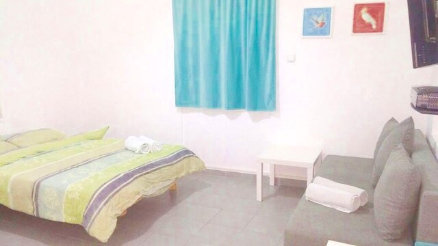 ハカルメル マーケット アパートメント