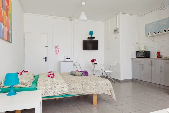 ハカルメル マーケット アパートメント