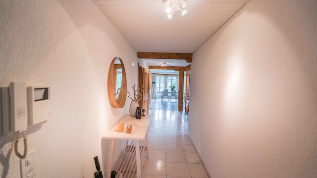 レーヴェンプラッツ アパートメント ニア ステーション バイ エアホーム