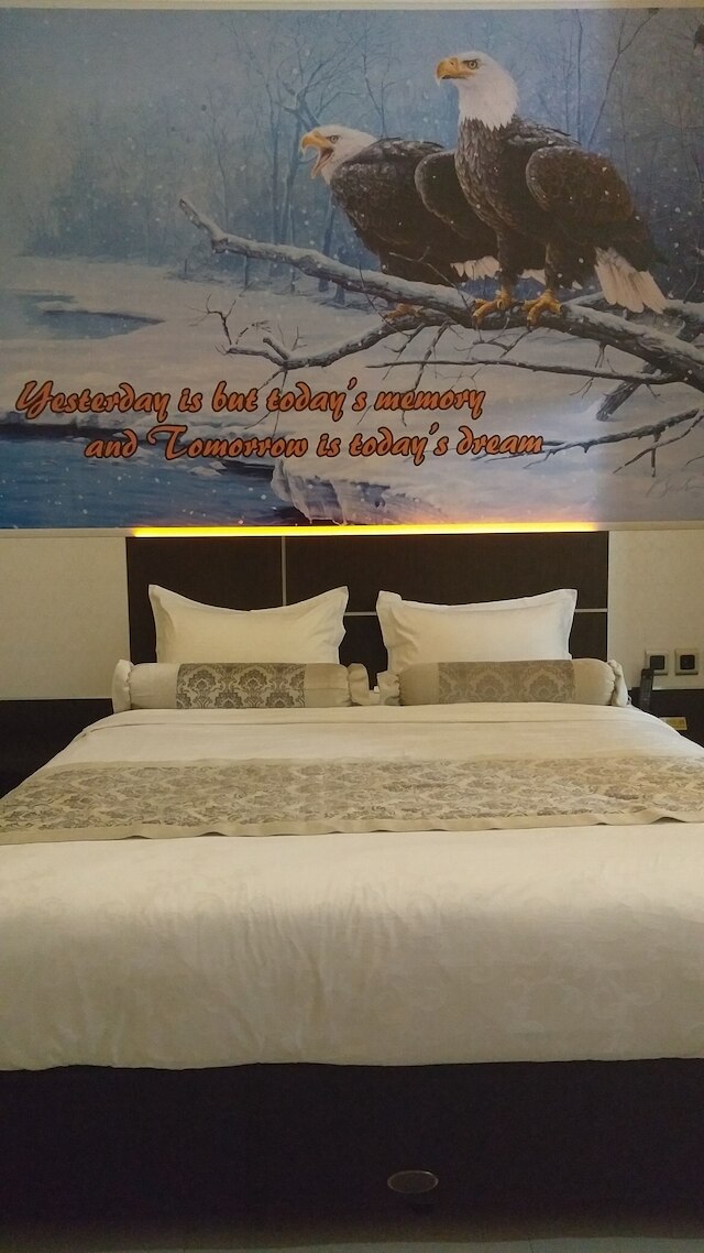 マラン シティ ブルーバード ホームステイ