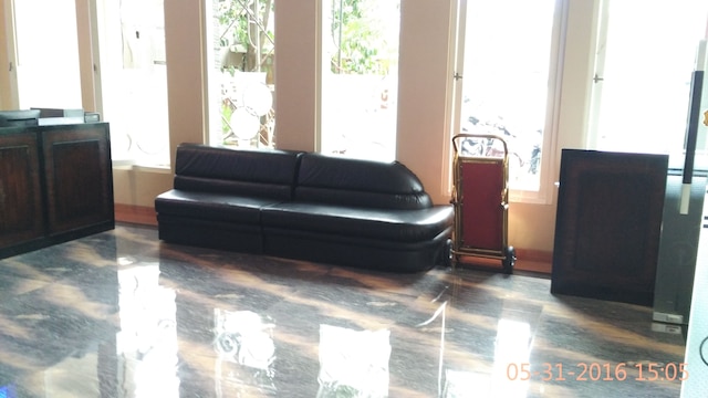 マラン シティ ブルーバード ホームステイ