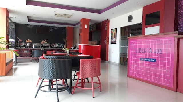 リベルタ ハブ シンゴサリ マラン