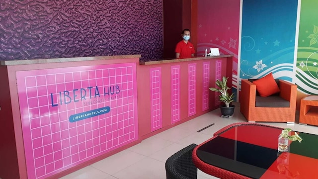 リベルタ ハブ シンゴサリ マラン