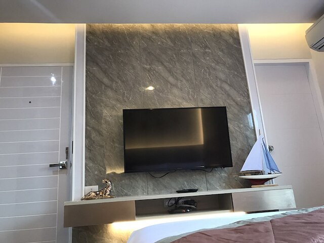 スリーナ ホテル