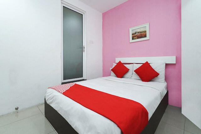 OYO 162 FB ホテル