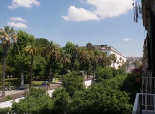 ナポリミリオナリア