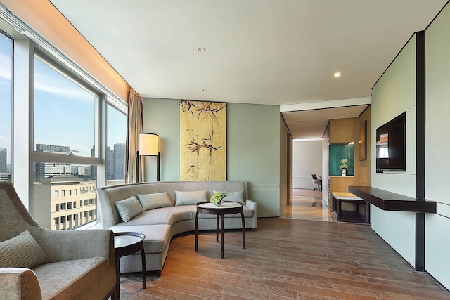 シェラトン グランド杭州浜江ホテル (杭州滨江银泰喜来登大酒店)