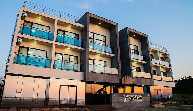 プティ チェジュ ビクター