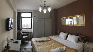 イーグルス バジェット ホームズ