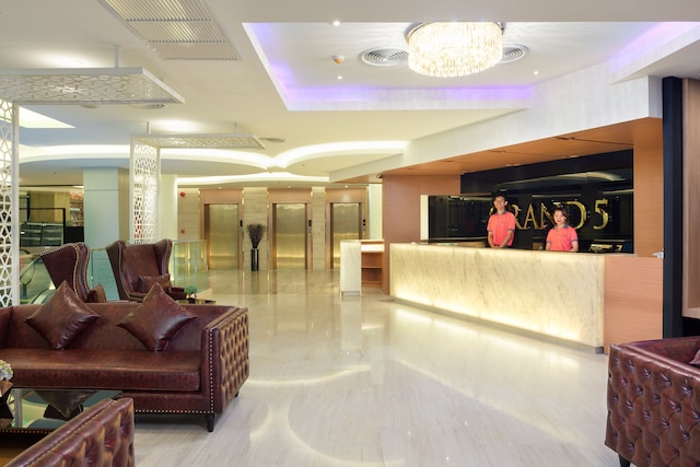 グランド 5 ホテル & プラザ スクンビット バンコク