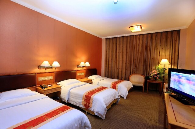 ナンファン ダシャ ホテル (南方大厦酒店)