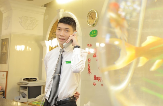 LN ホワイト ハウス ホテル