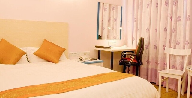 LN ホワイト ハウス ホテル