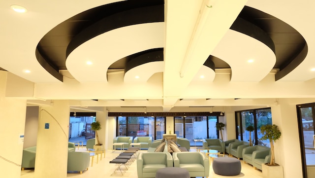 サニー レジデンス