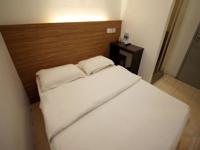 プレイス 2 ステイ - エアポート